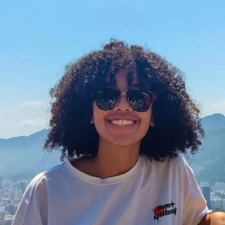 Evelyn dos Santos Silva